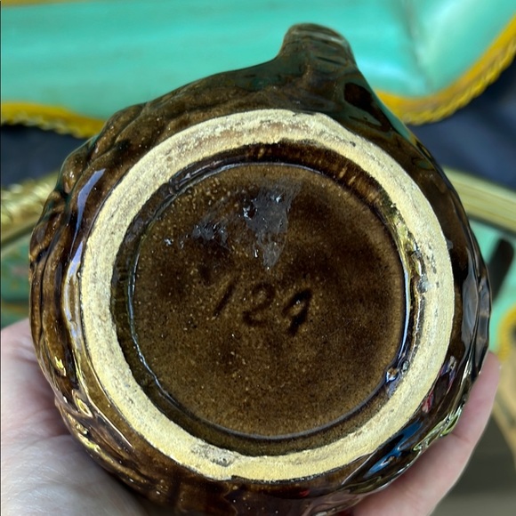 Vintage Mccoy Brown Ceramic Pitcher with Water Lily design - Picture 4 of 7